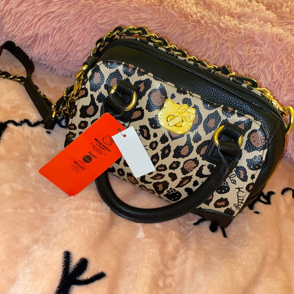 LEOPARD CROSS BODY